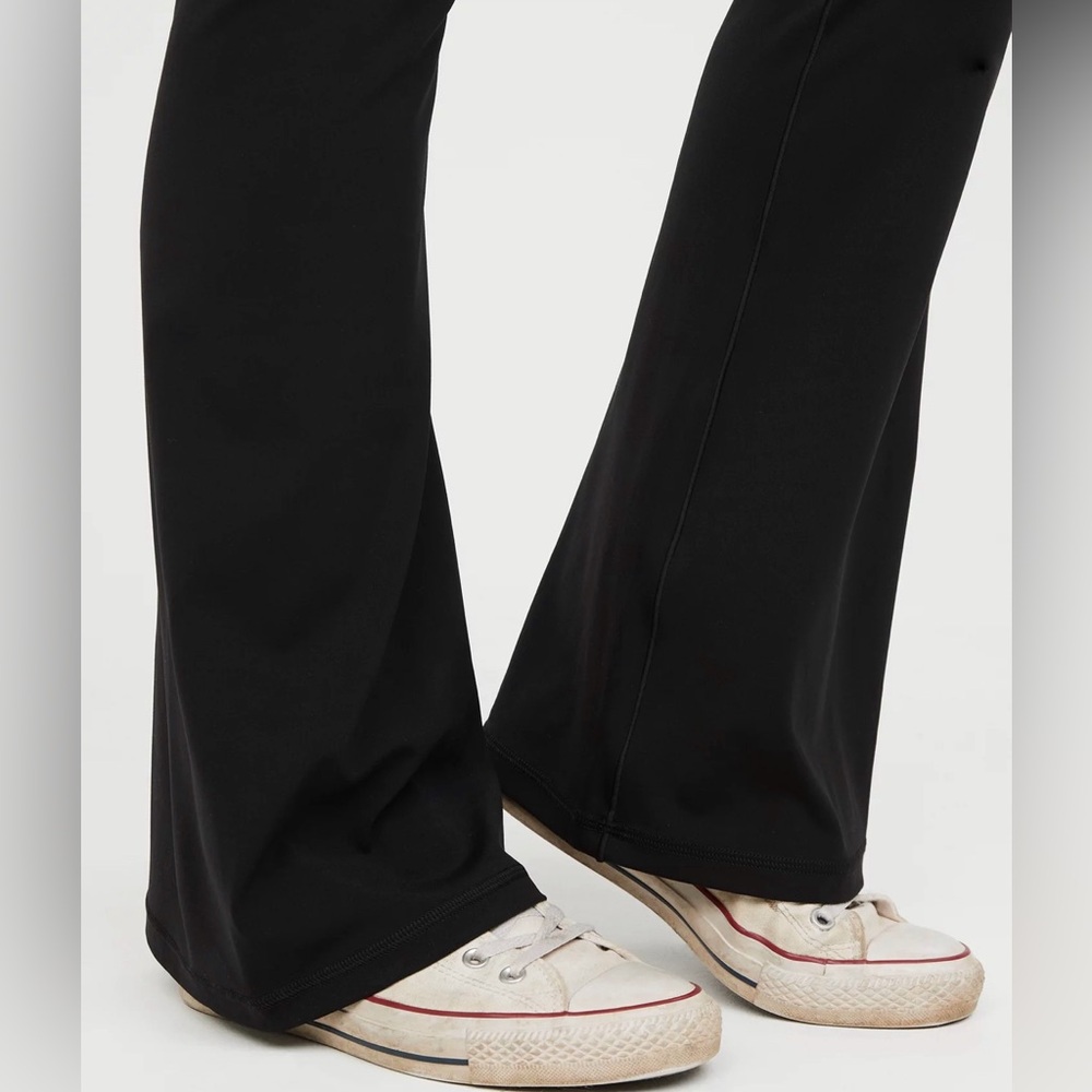 Aerie Black Hi-Rise Flare Leggings - Picture 2 of 8